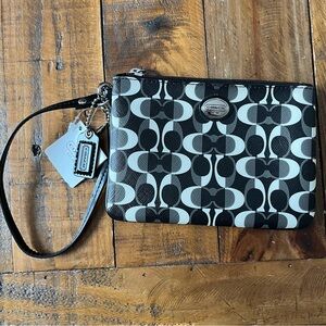 NWT Coach Signature Peyton Dream C Small Wristlet F50523 Black Grey White 6" New